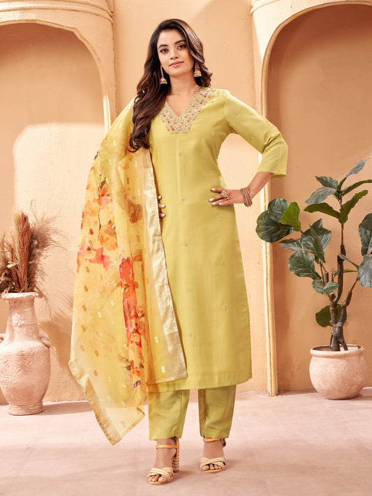 Designer Kurta set with Knee Bottom Pant and Beautiful Dupatta