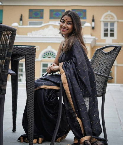 Beautiful  Lilan Soft Cotton  Saree With Jacquard Work