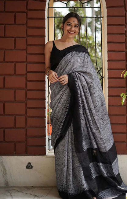 Occassionally Wear Lilan Soft Cotton Saree With Jacquard Work