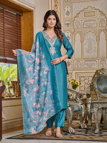 Embroidered Chanderi Kurti With Pant & Dupatta Set