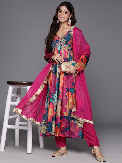 Women Floral Print Flared Kurta with Pants And Dupatta