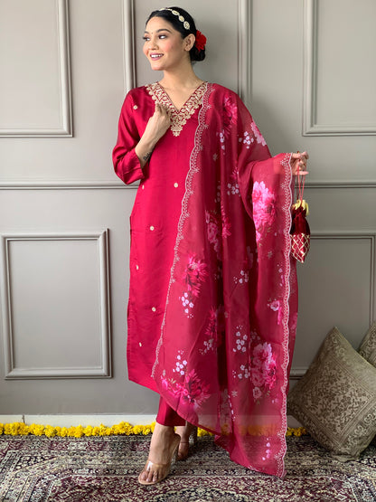 Beautiful Women's Viscous Kurta With Pant And Cut Work Dupatta