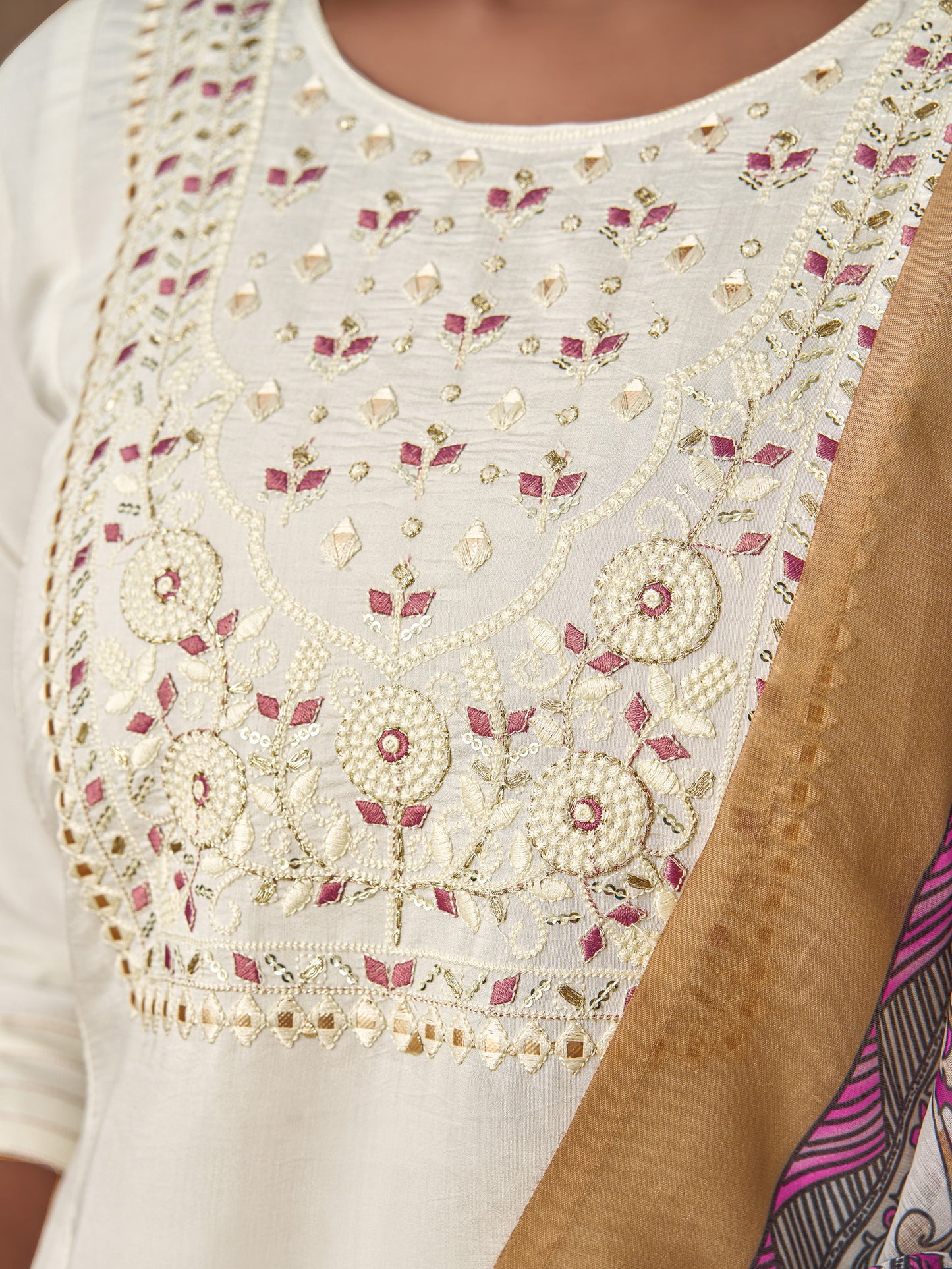 Women Embroidered Straight Kurta with Pants & Dupatta in White Color