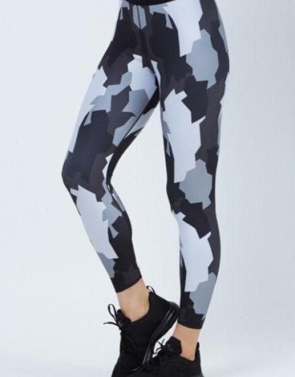 WOMEN'S LYCRA PRINTED SPORTS BOTTOM